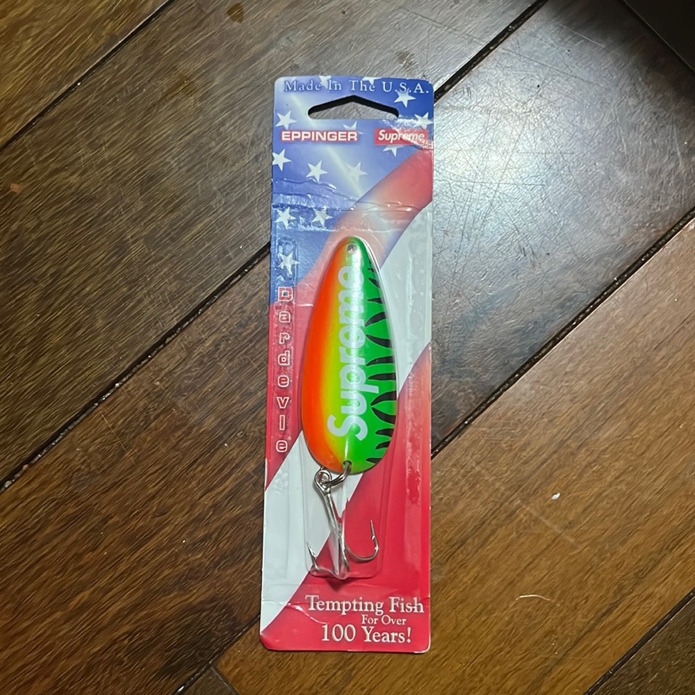 Supreme Dardevle Fishing Lure